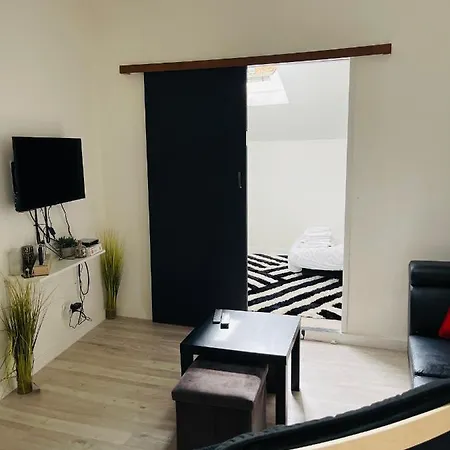 Petit T2 A 5 Min De La Gare Бордо