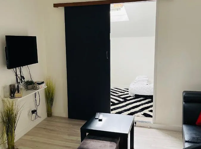 Petit T2 A 5 Min De La Gare Bordeaux