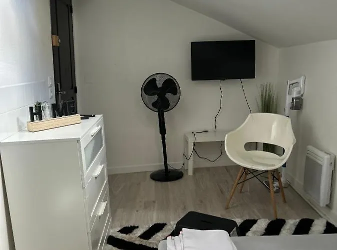 Apartman Petit T2 A 5 Min De La Gare Bordeaux